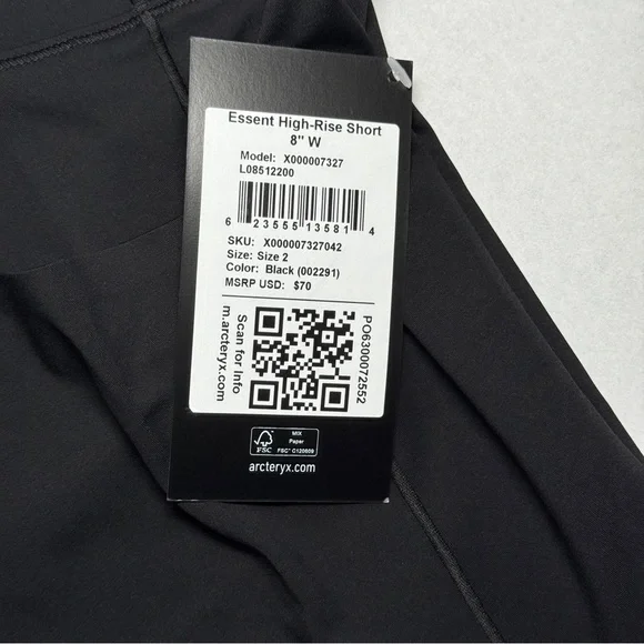 ARC'TERYX Essent High Rise Shorts Stretch Pull On 8" Women's Size 2 Black  - NEW - Picture 7 of 10